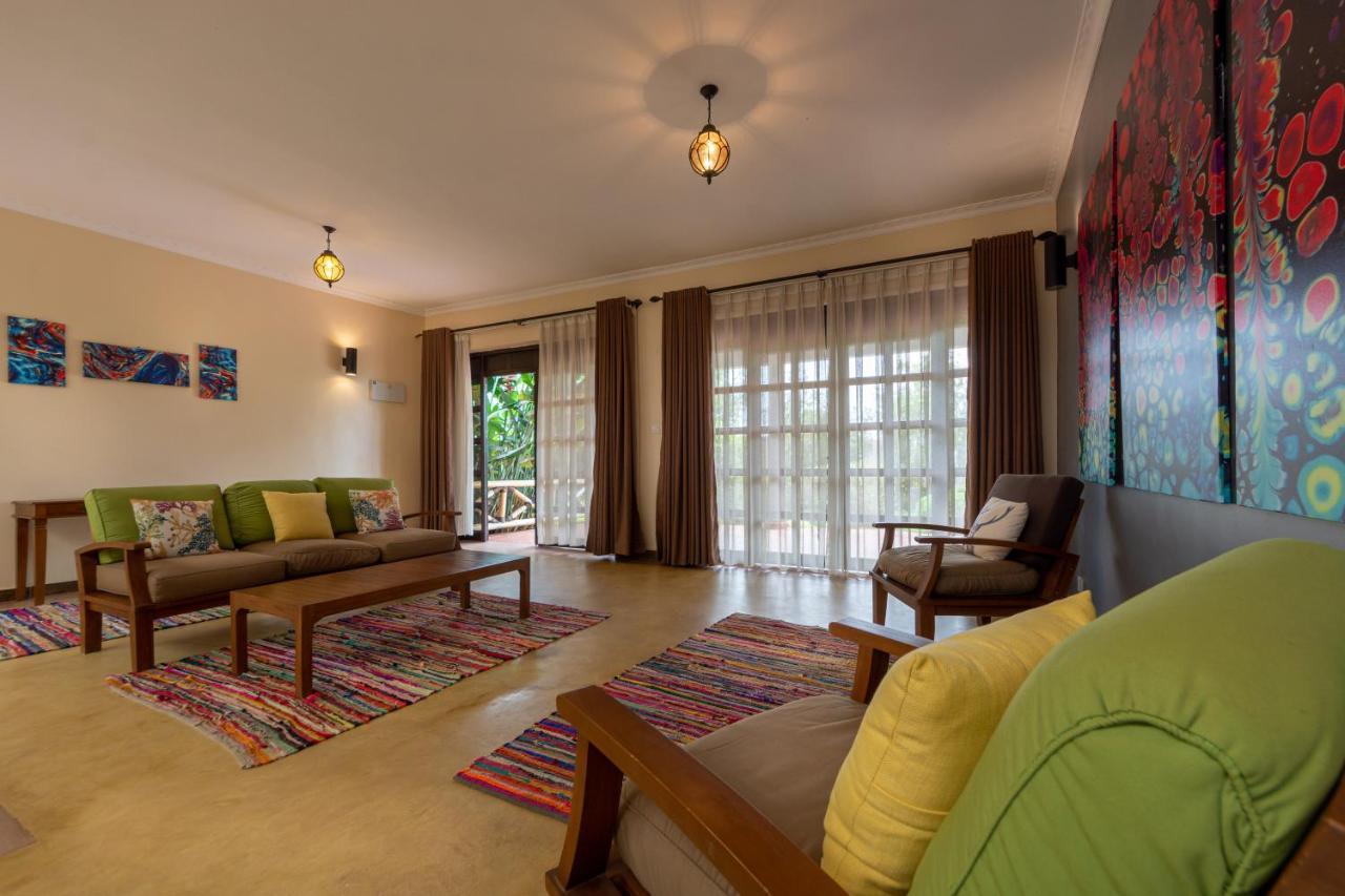 Emburara Farm Lodge Mbarara Exterior foto