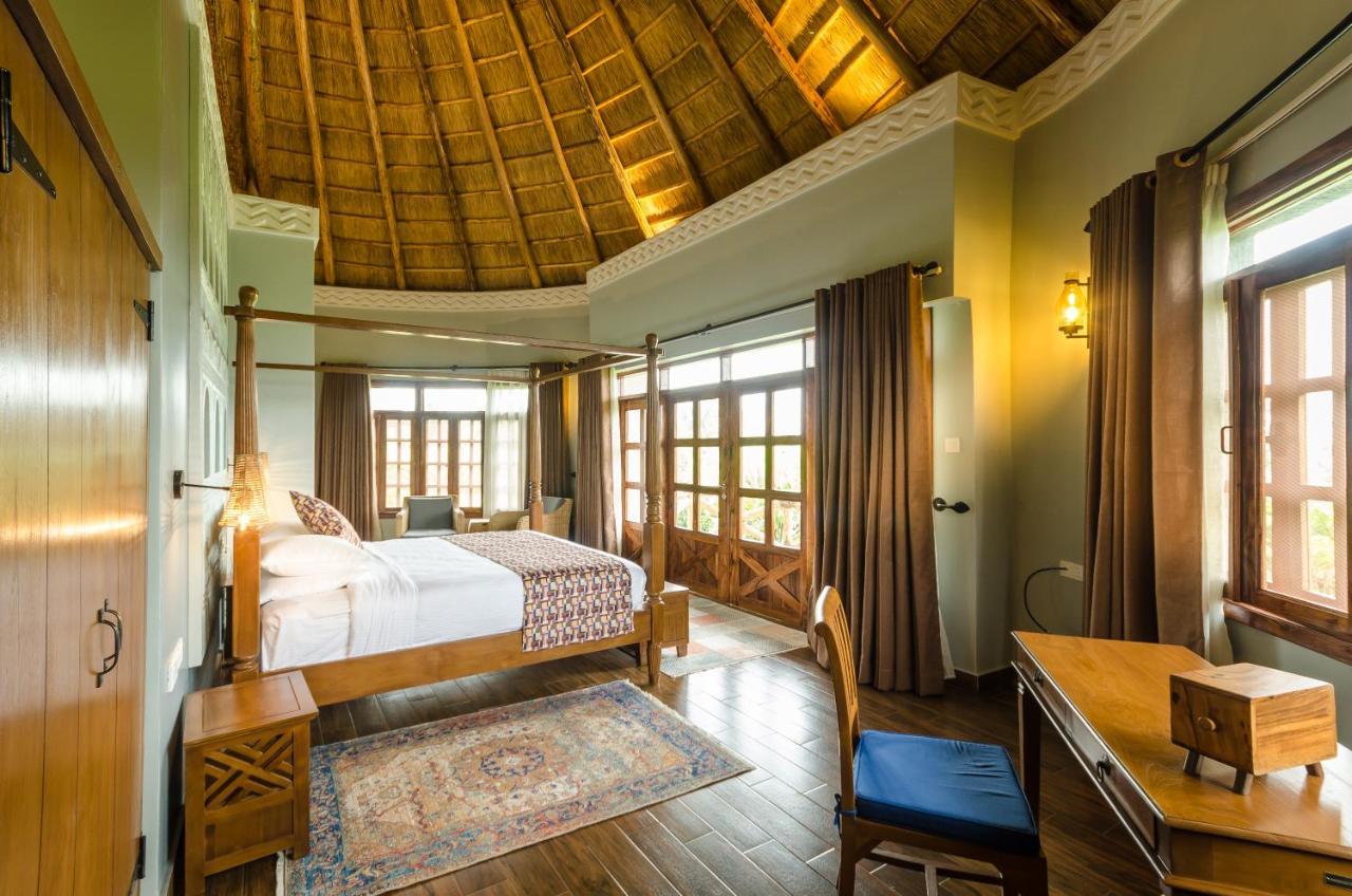 Emburara Farm Lodge Mbarara Exterior foto